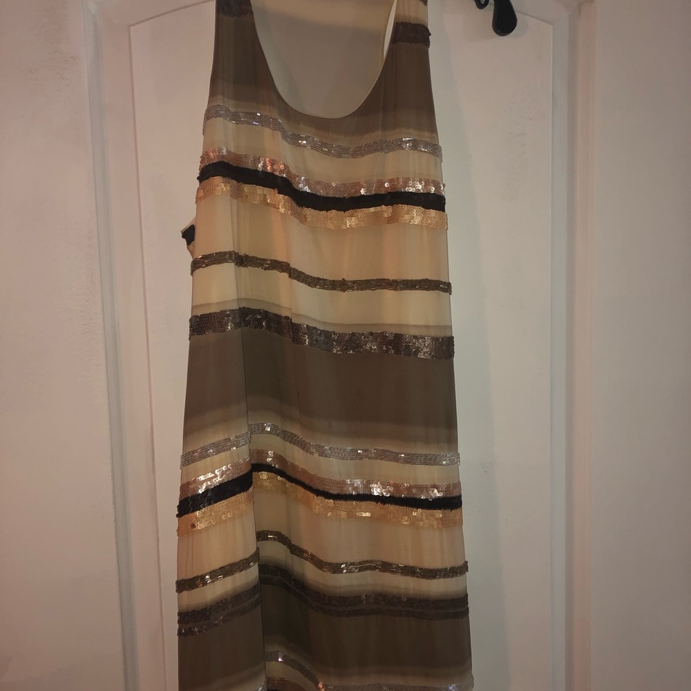 Alice + Olivia racer back sequin dress w/ few flaw